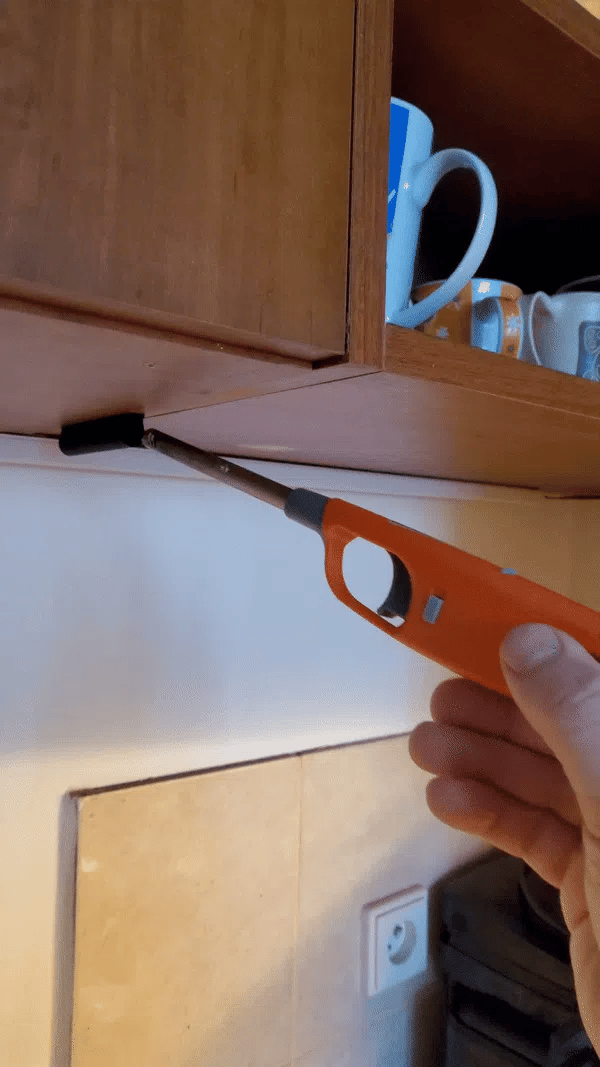 Kitchen lighter holder