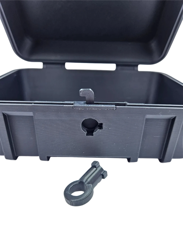 Rugged box with tumbler style key and lock