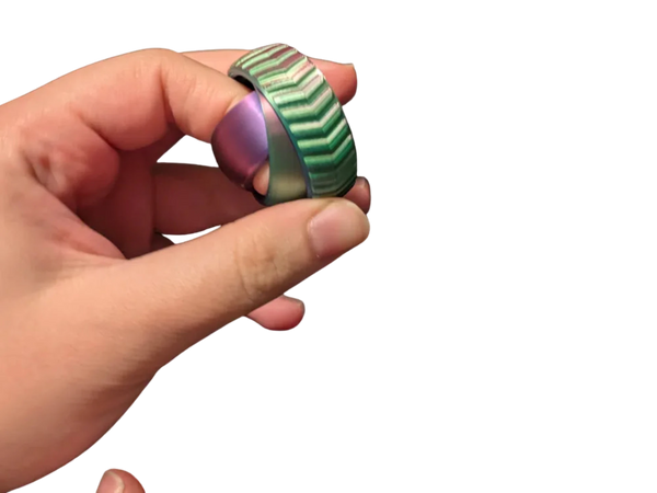 Finger spinner