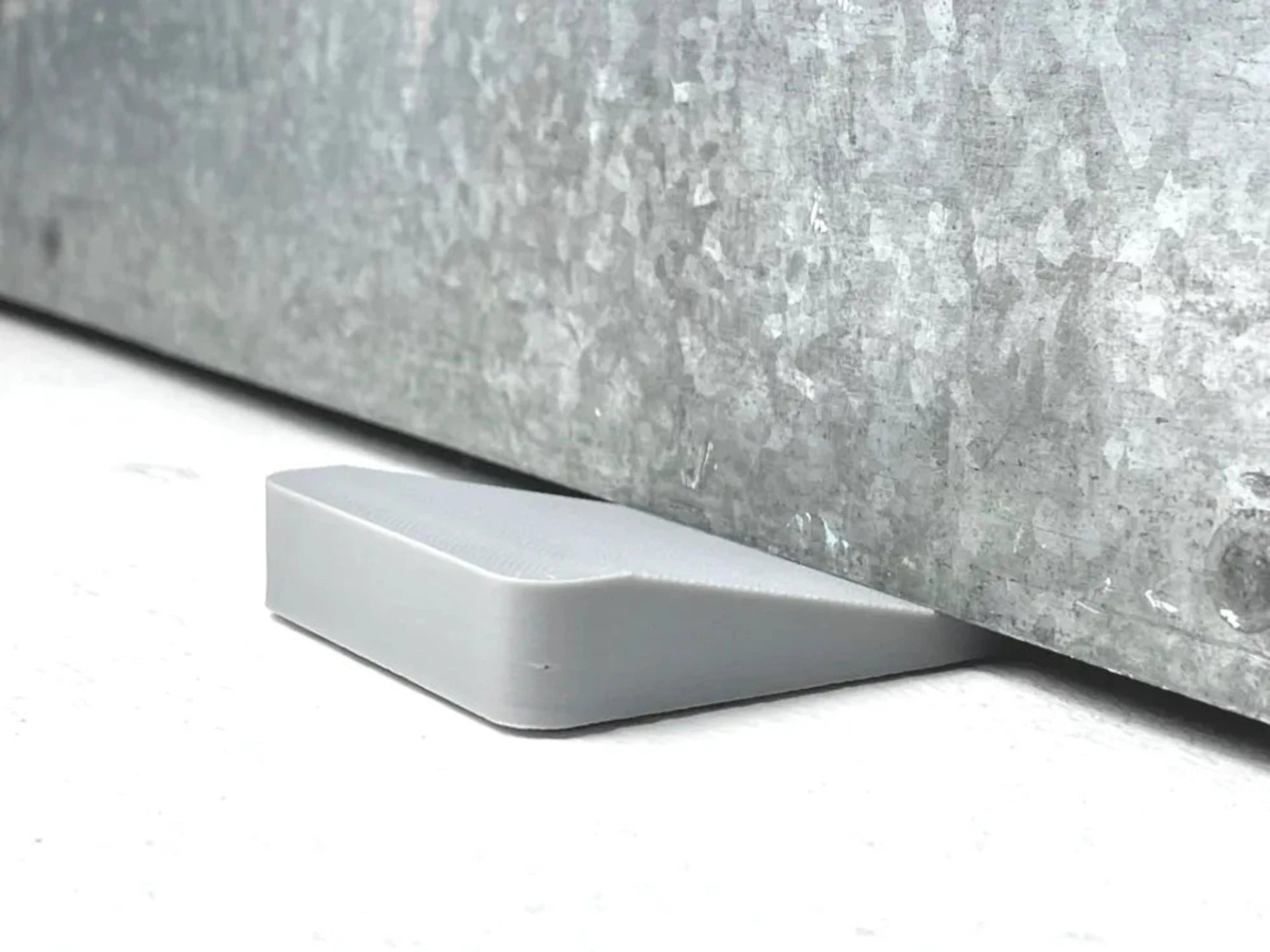 Door stopper simple