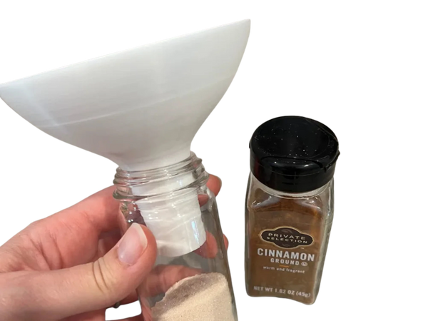 Spice funnel (1 inch spout)