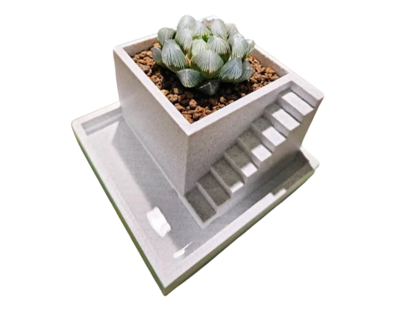 Planter with stair - Detachable version Remixed