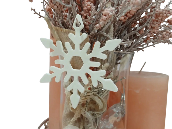 Minimalist 3D Snowflake