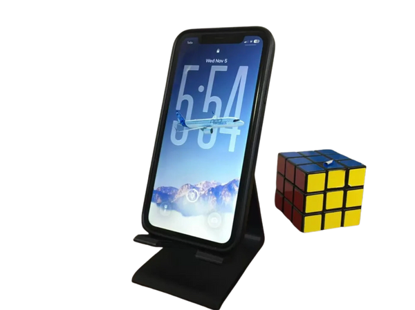 Simple Minimalistic Phone Stand (to sell)