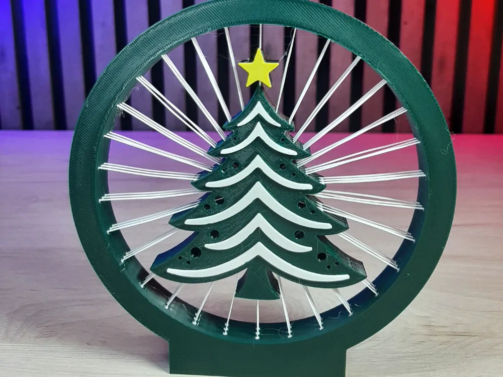 XMAS TREE STRING ART
