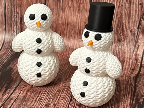 Cute Knitted Snowman with Hat